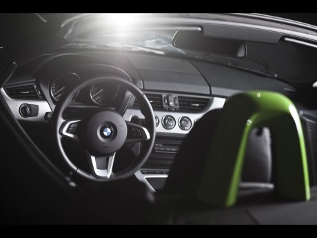 2010-MWDesign-BMW-Z4-E89-Slingshot-Dashboard-1280x960